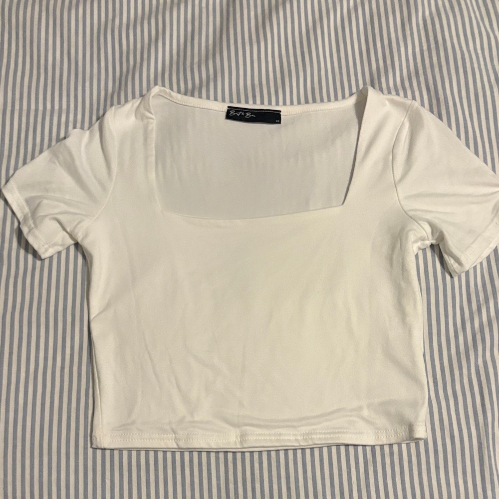 Chic White Square Neck Crop Top